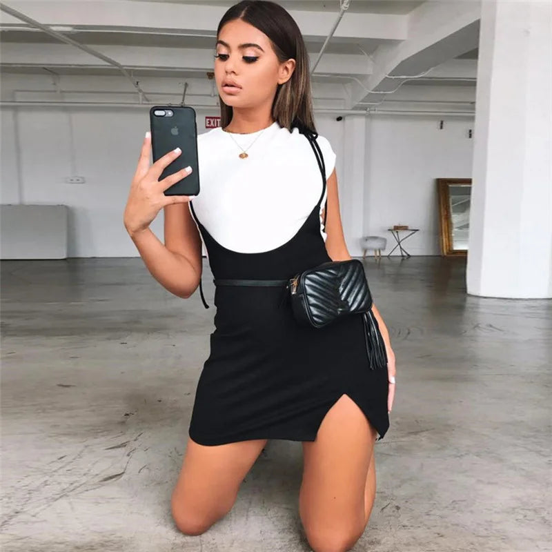 Short Tight Dress With Hip Opening