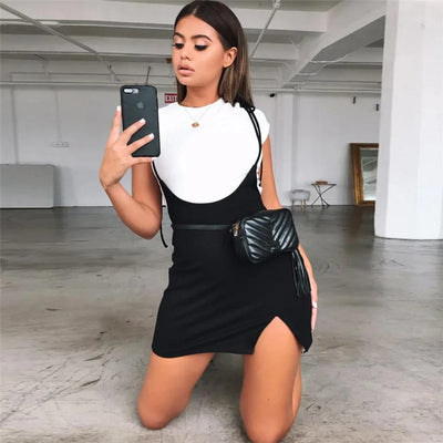 Short Tight Dress With Hip Opening