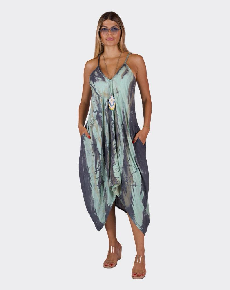 Maxi dresses open back