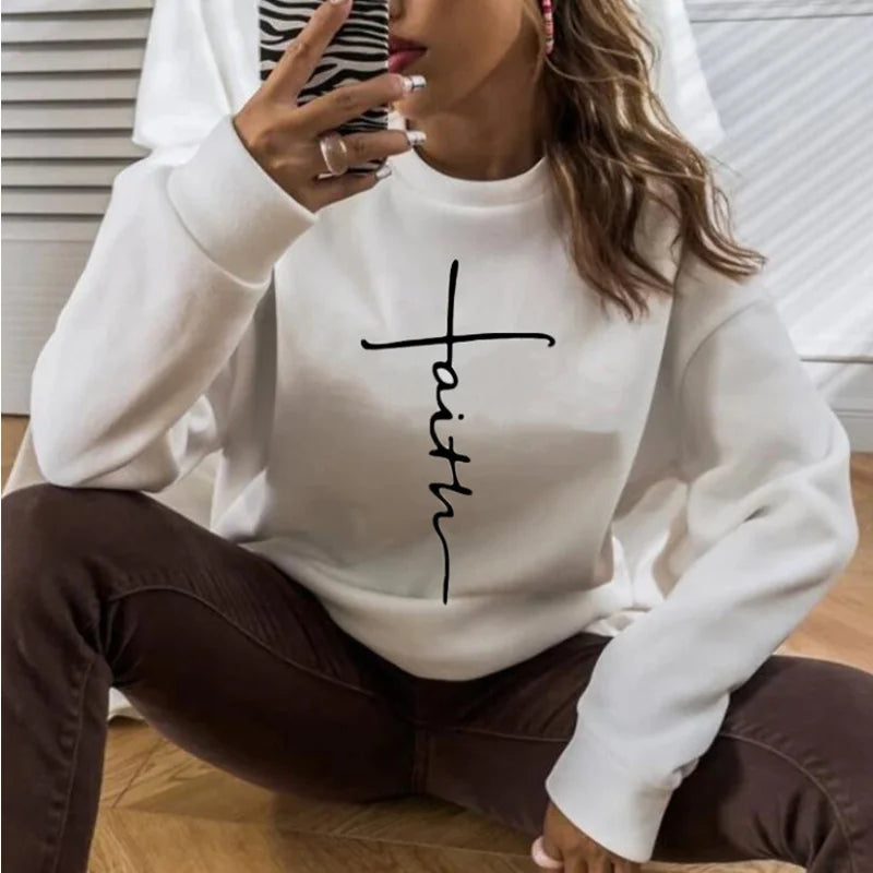 Long Sleeved Round Neck Pullover