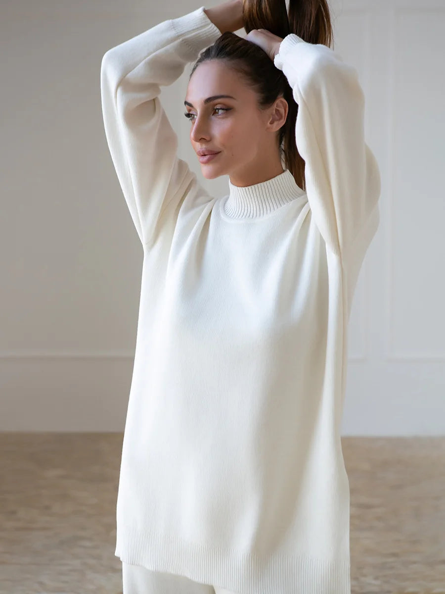 Comfortable Set Of Turtleneck Sweater And Baggy Pants