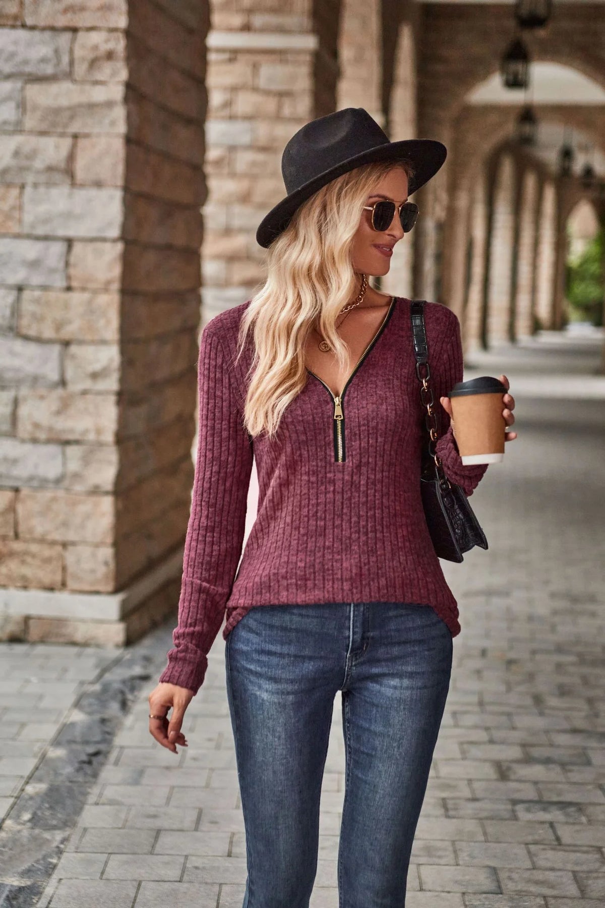 Basic T-shirt With Zipper