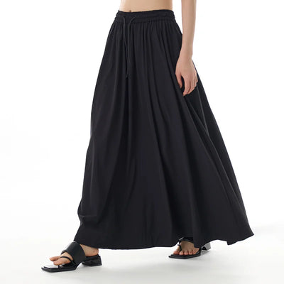 Loose and Slim Dress with Long Skirt