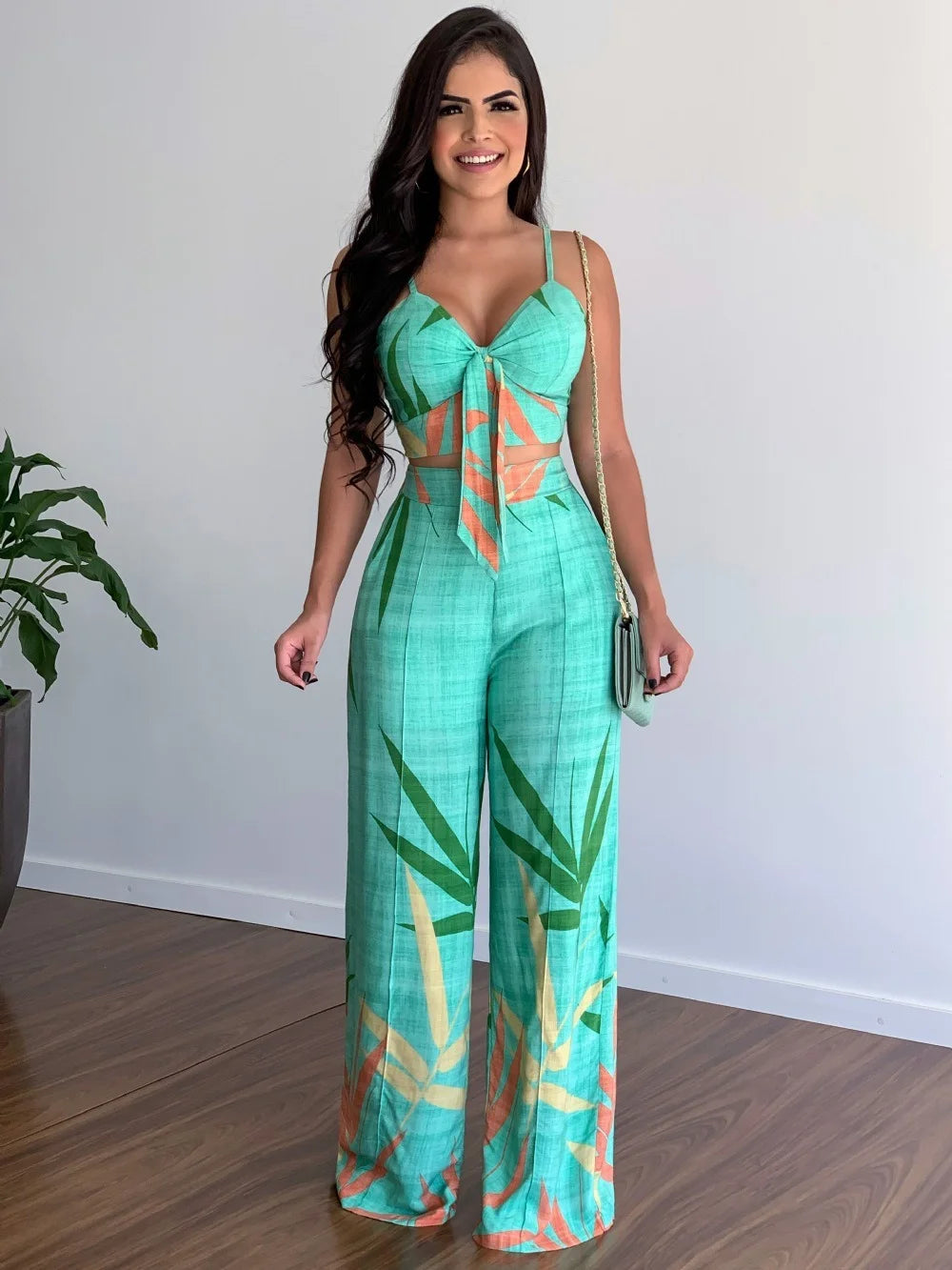 Set With A Tie Back Top And Straight Pants