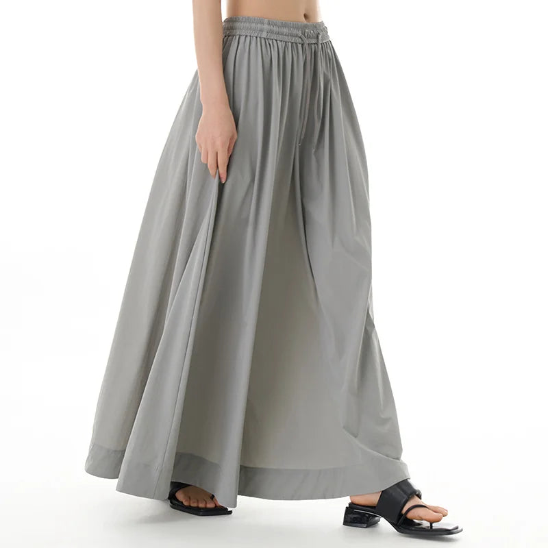 Loose and Slim Dress with Long Skirt