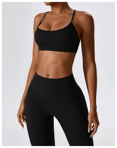 Sports Bra With Crossed Straps At The Back