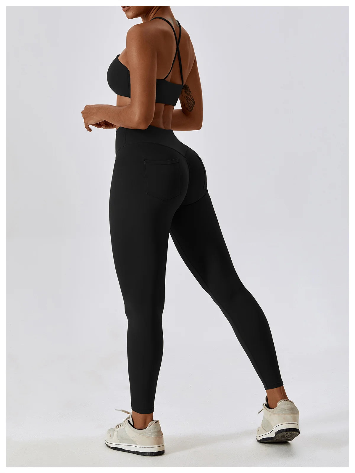Quick Dry Sports Bra With Crossed Straps