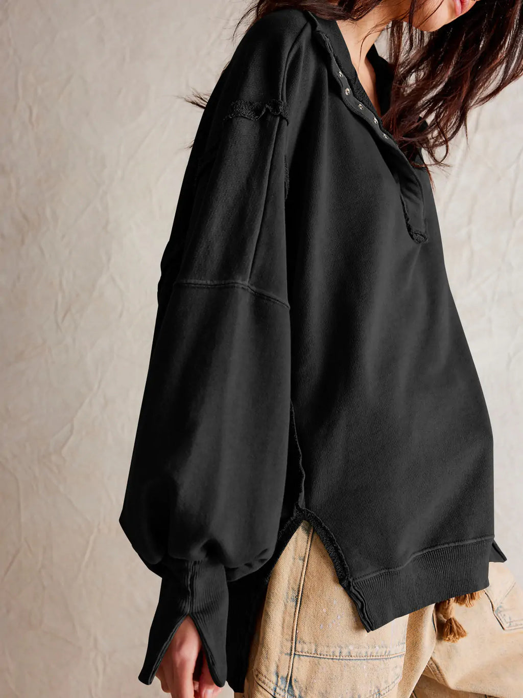 Loose Sweater with Open Lapels