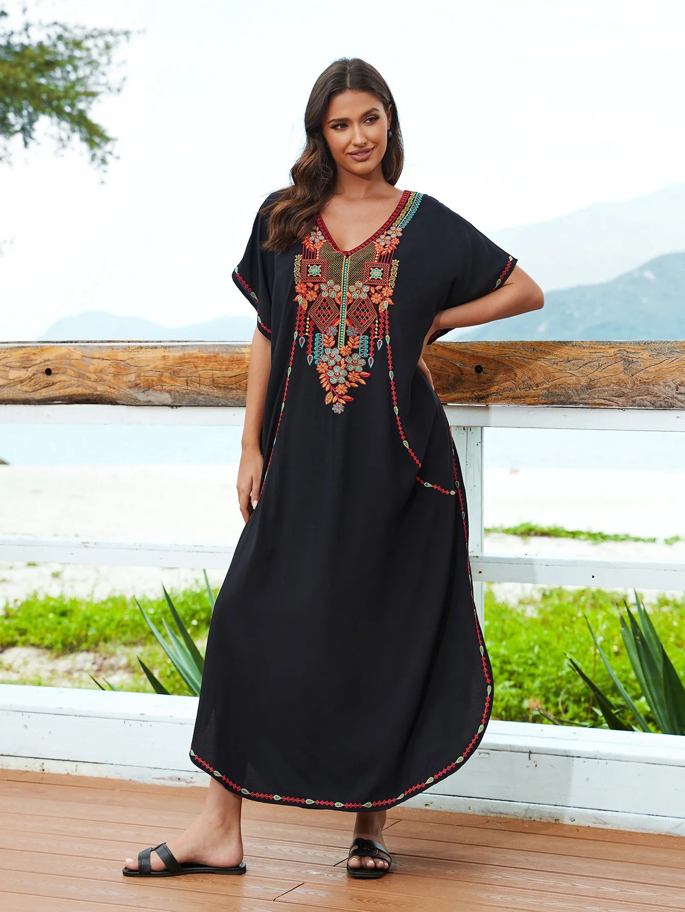 Embroidered Cotton Beach Robe