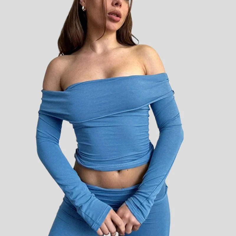 Tight-Fitting Long Set