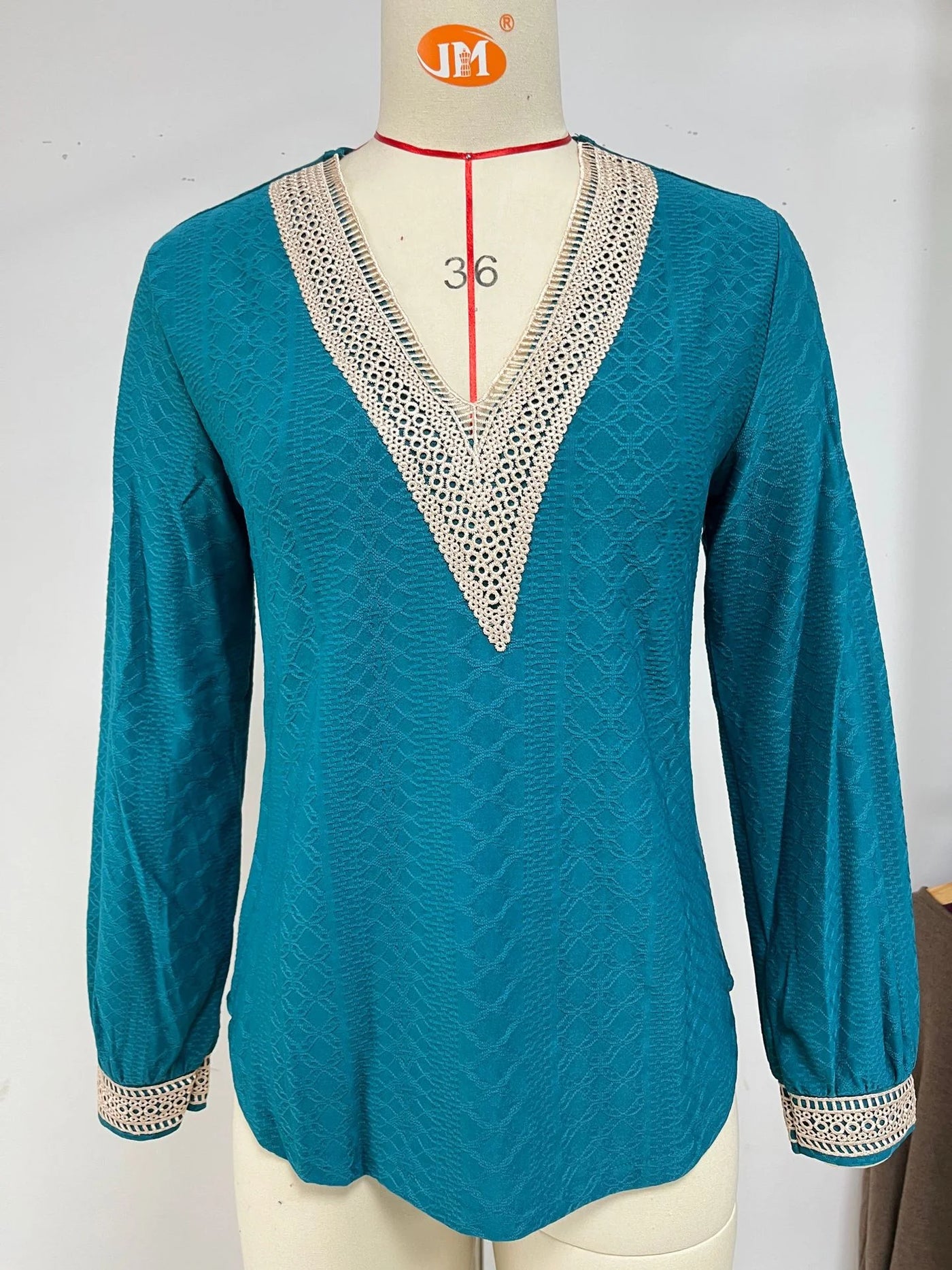 New Lace Stitching V Neck Loose Long Sleeved T-Shirt Blouse