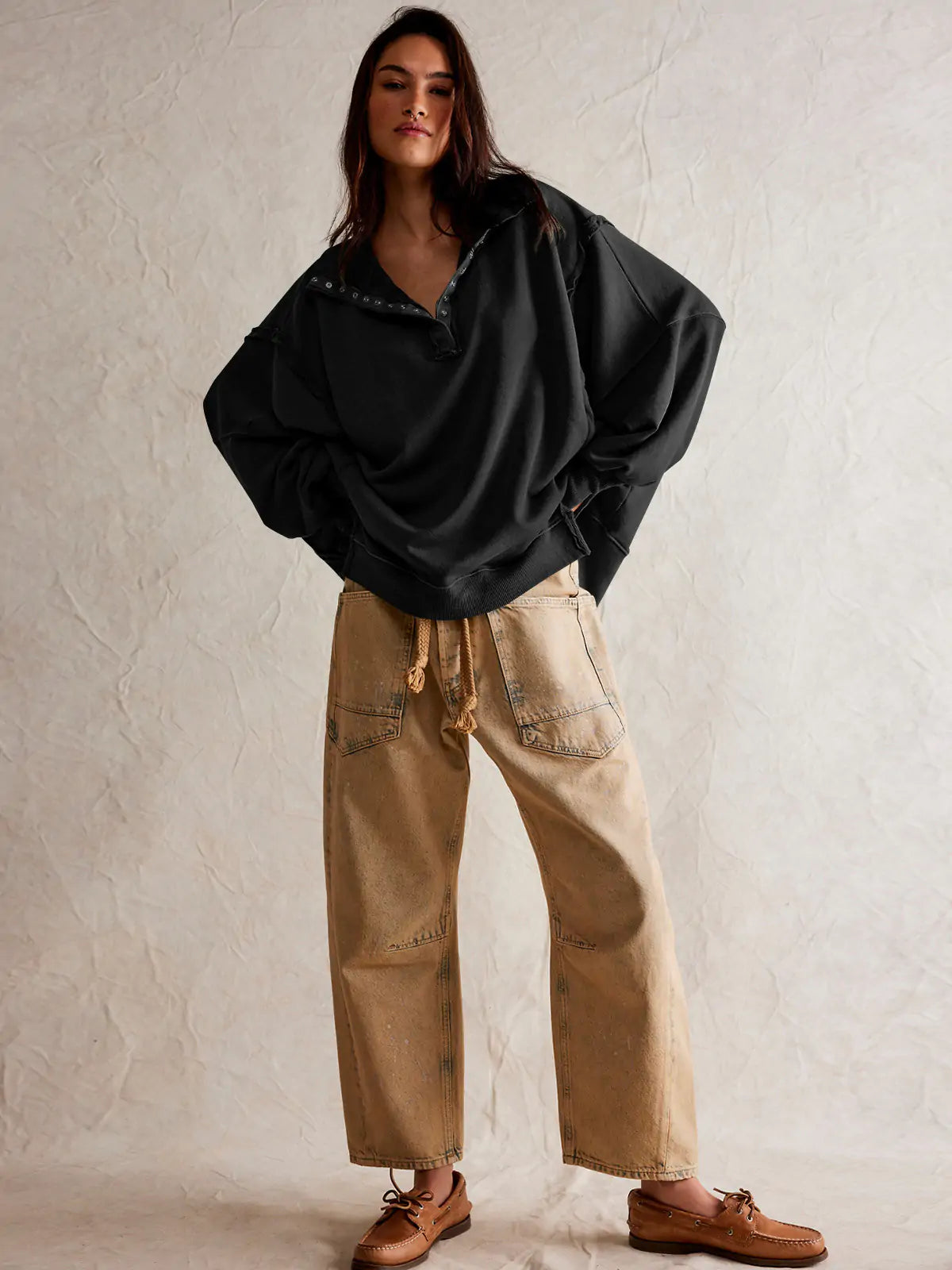 Loose Sweater with Open Lapels