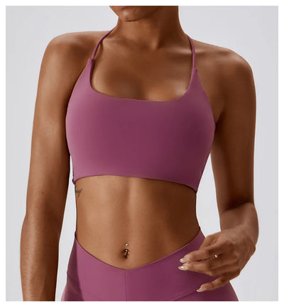 Sports Bra With Crossed Straps On The Back