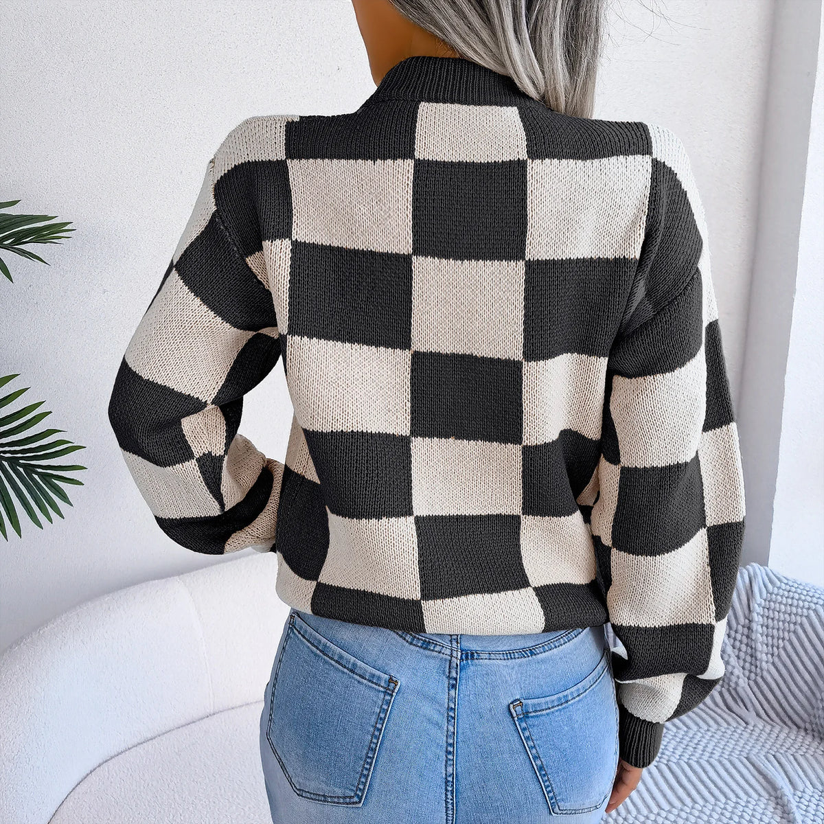 Streetwear Contrasting Plaid Long Sleeved Pullover Knit Sweater