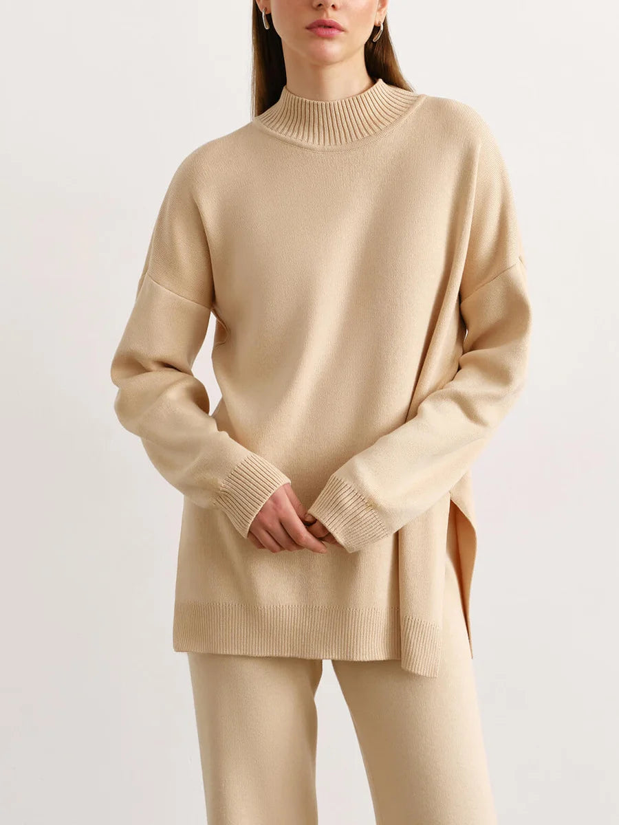 Comfortable Set Of Turtleneck Sweater And Baggy Pants