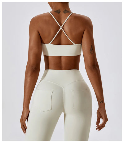 Quick Dry Sports Bra With Crossed Straps