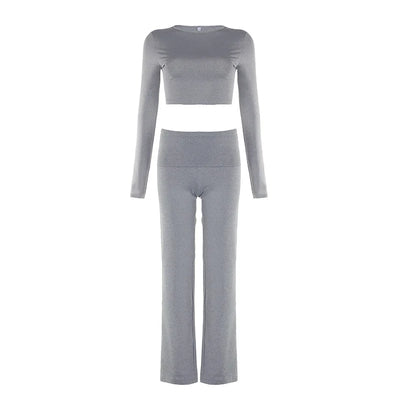 T-shirt With Open Navel Rolled Waist And Long Slightly Flared Pants