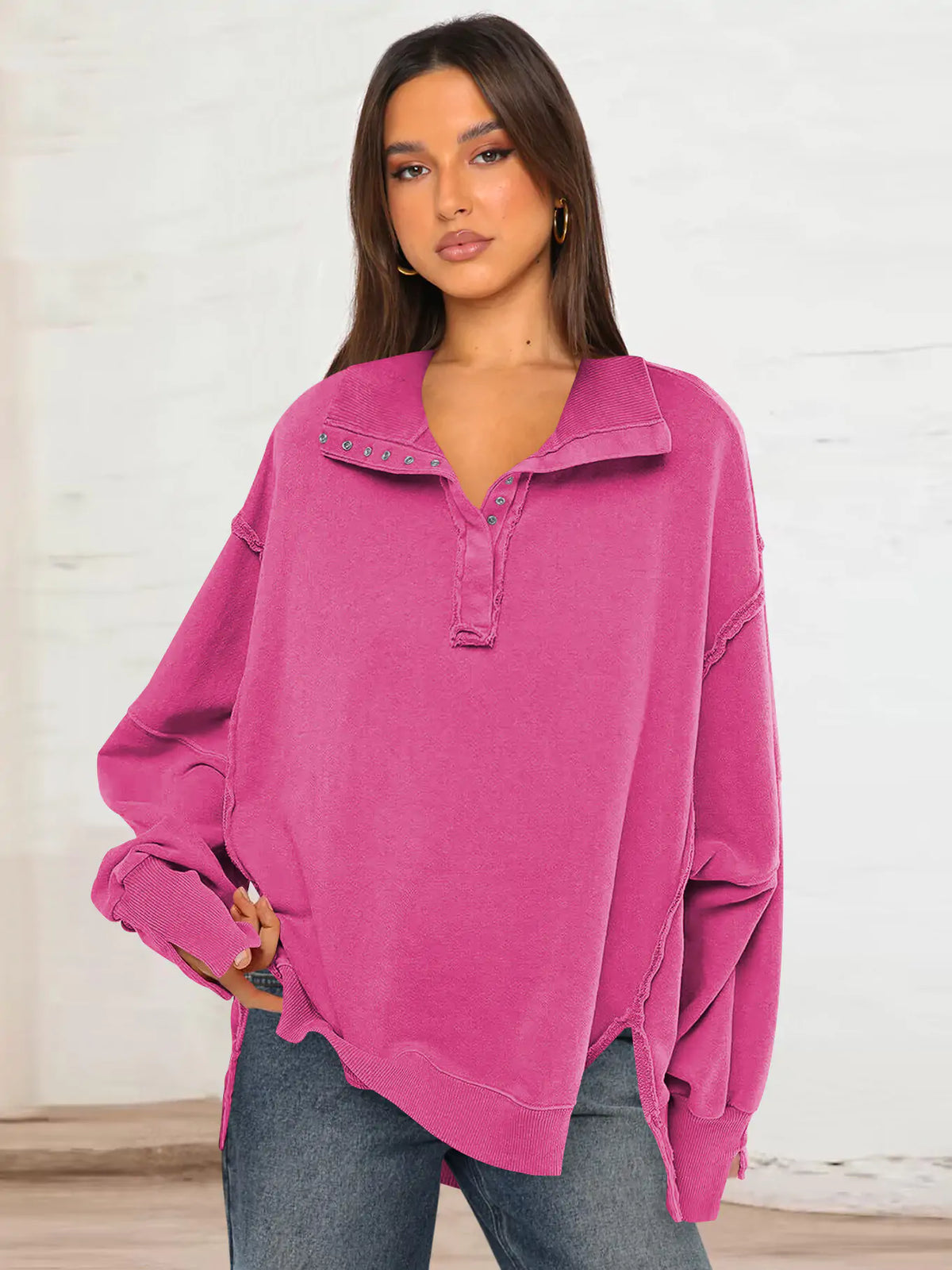 Loose Sweater with Open Lapels