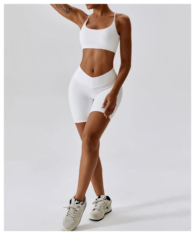 Sports Bra With Crossed Straps On The Back