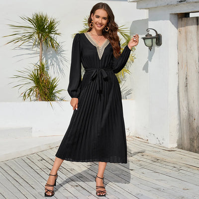 Slim Temperament V Neck Lace Pleated Dress